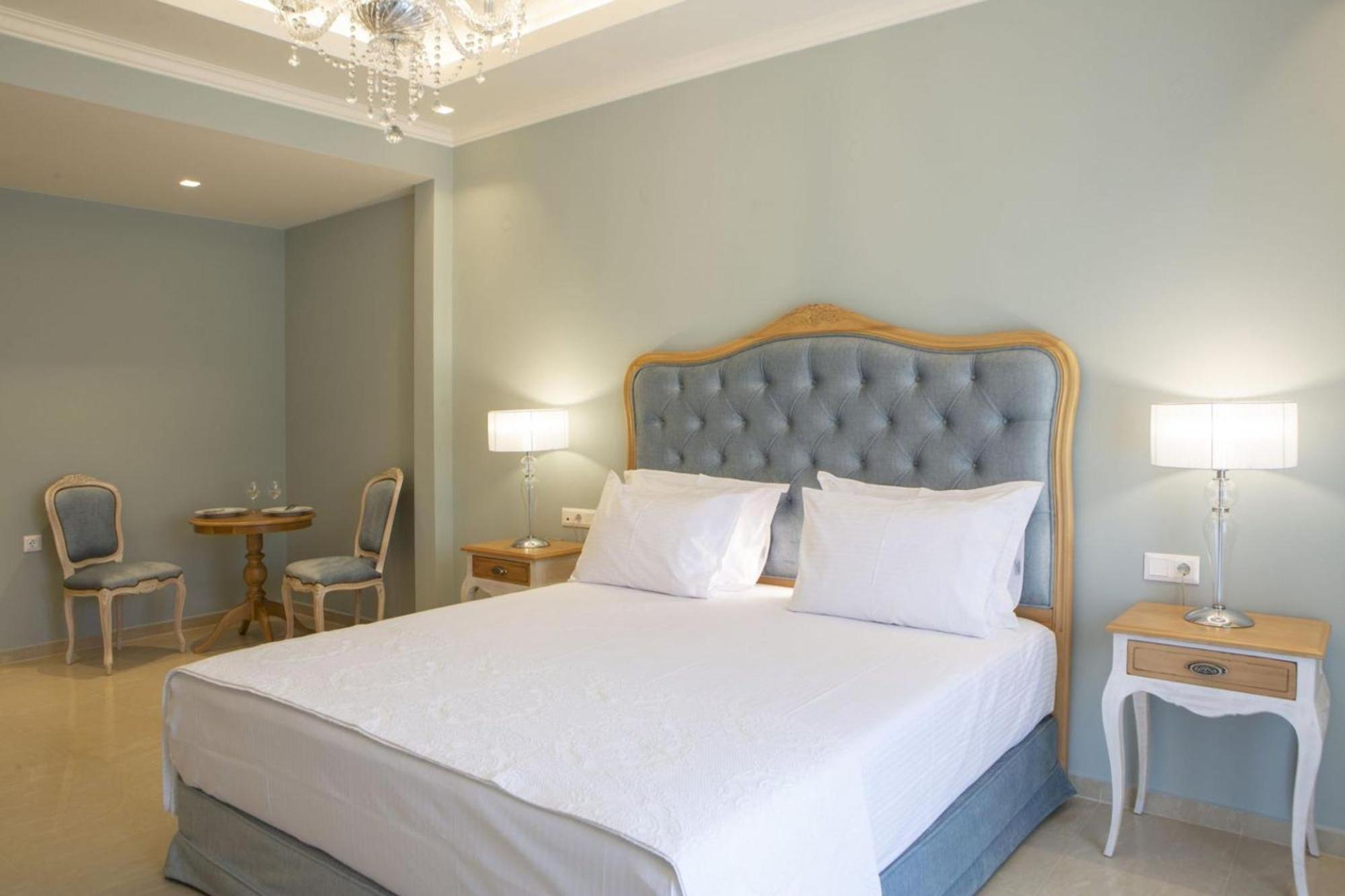 Vk Luxury Suites - Private Parking - Adults Only Νυδρί Εξωτερικό φωτογραφία