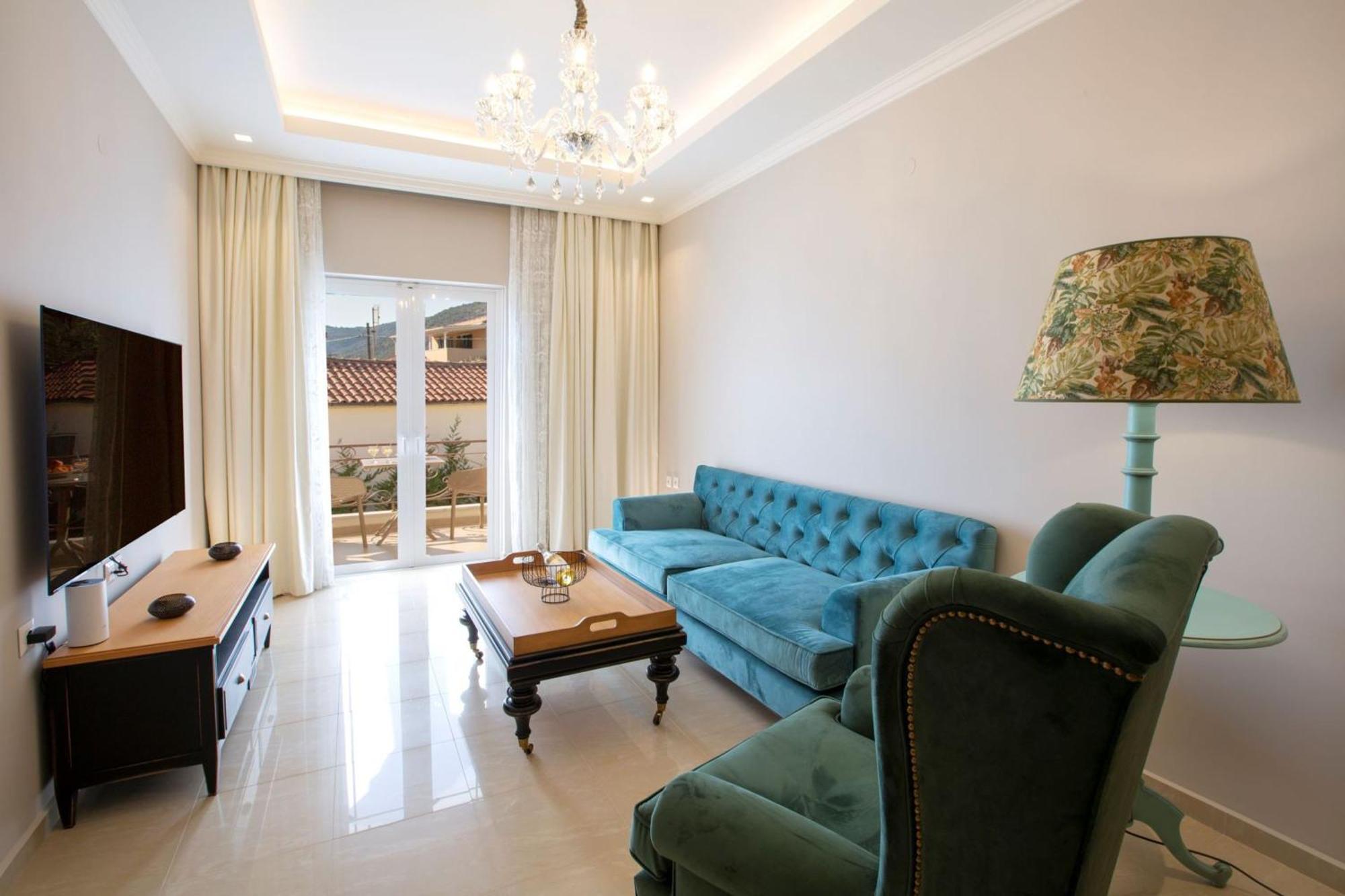 Vk Luxury Suites - Private Parking - Adults Only Νυδρί Εξωτερικό φωτογραφία