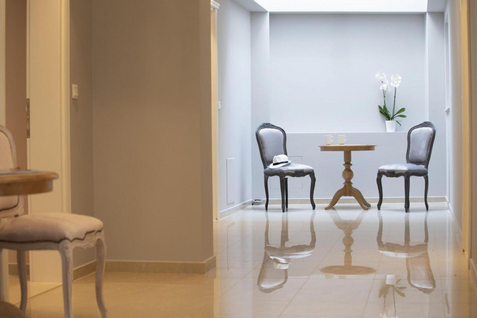 Vk Luxury Suites - Private Parking - Adults Only Νυδρί Εξωτερικό φωτογραφία